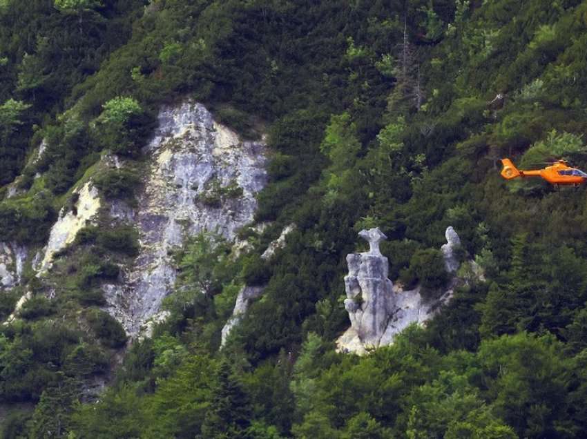 Tre alpinistë vdesin, bien nga mali bavarez