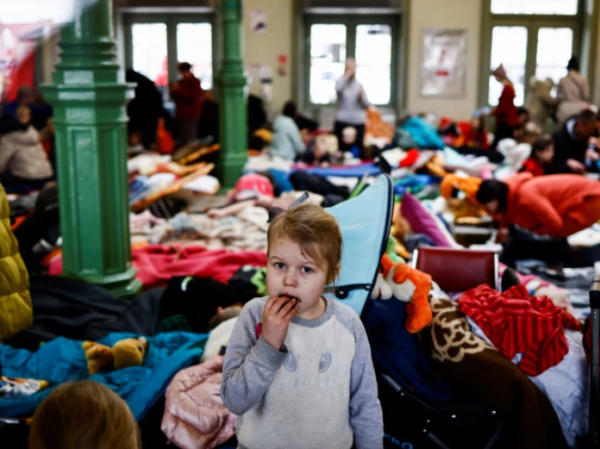 IOM: Numri i refugjatëve ukrainas kalon 3 milionë