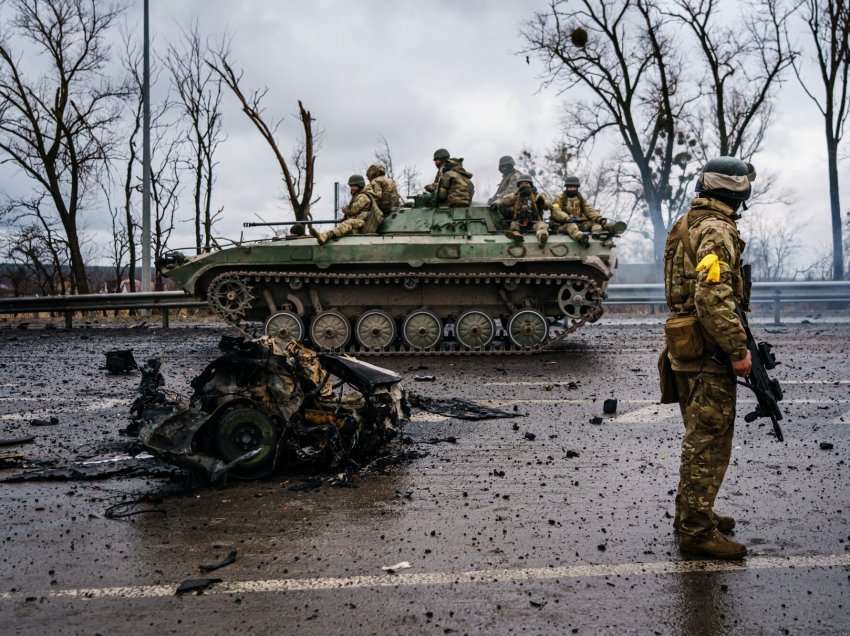 14,200 ushtarë rusë janë vrarë që nga fillimi i luftës, thotë Ukraina