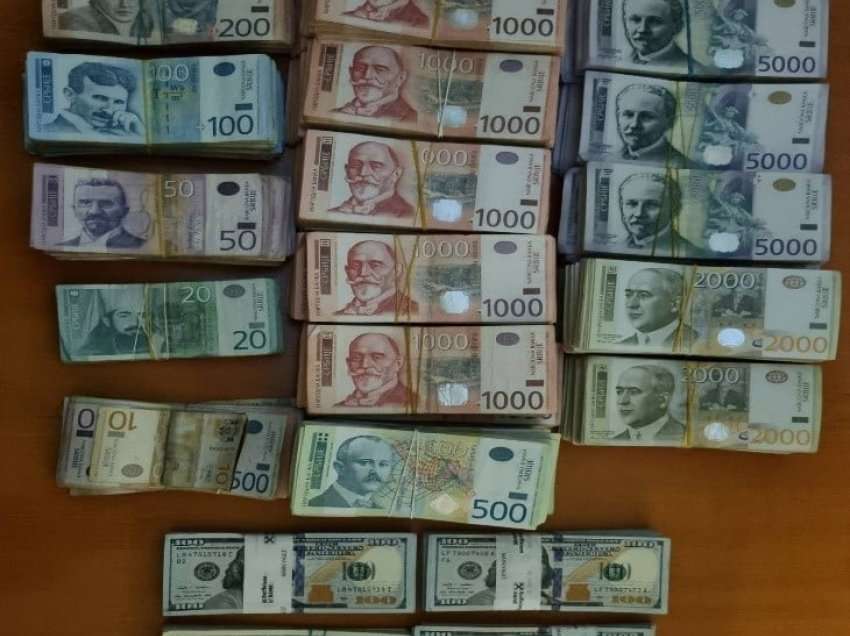 Policia Kufitare identifikon dhe konfiskon një shumë të madhe parash