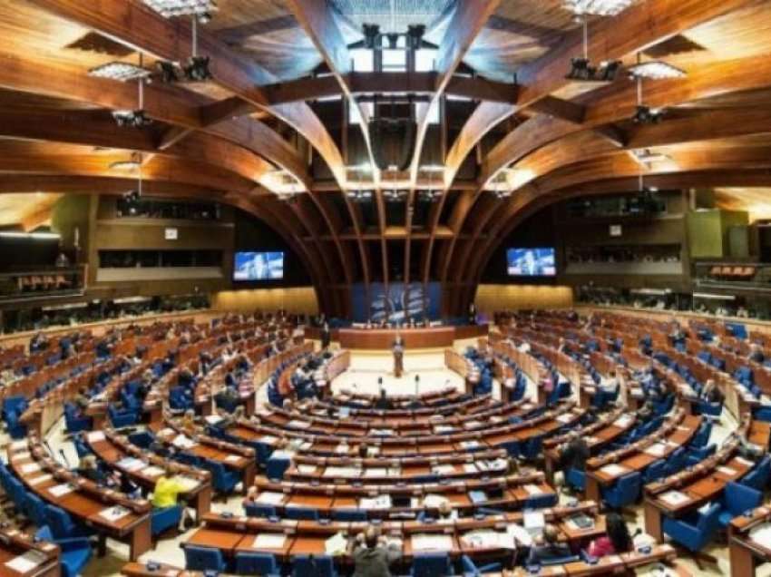 Shansi i artë i Kosovë të anëtarësohet në Këshillin e Europës / Shqiptarët të drejtat e tyre mund t’i fitojnë edhe në Strasburg 