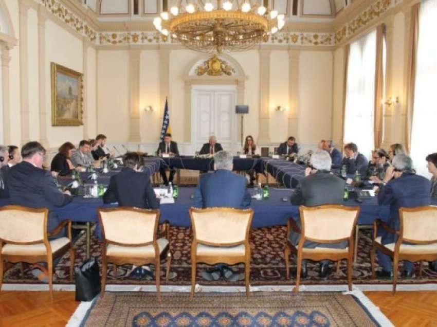 ​BE e G7 kërkojnë nga Bosnja të monitorojë sanksionet kundër Rusisë