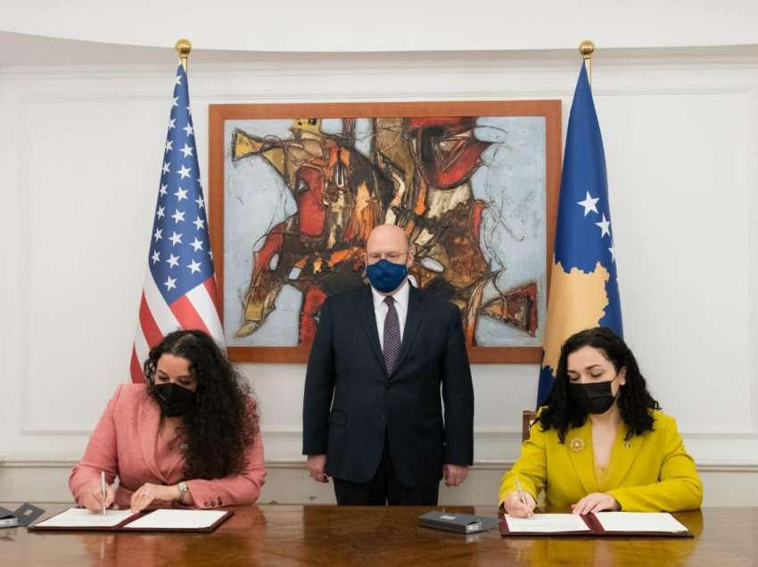 SHBA ndan edhe 32 milionë dollarë shtesë për Kosovën