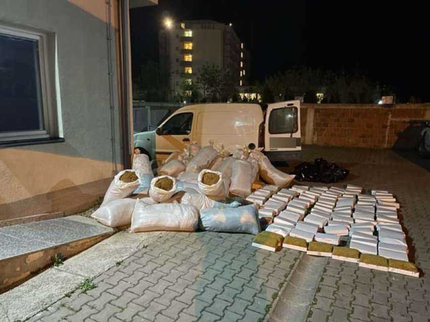 Policia konfiskon afro 600 kilogramë duhan, u tentua të futet ilegalisht nga Maqedonia