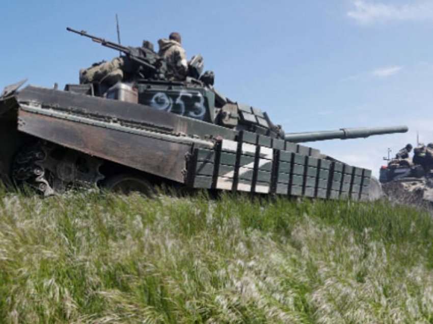 Del përgjimi i shërbimeve sekrete ukrainase, mijëra ushtarë rusë të vrarë janë varrosur në Doneskt. Familjarëve u thuhet se…