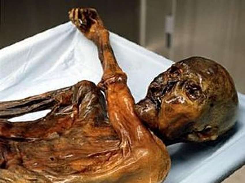 Misteri i pa zgjidhur Ötzi (Ëci ) – Cilit popull i përkiste njeriu i akullit ?  