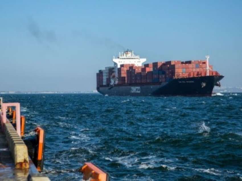 ​OKB: Tri anije me grurë u larguan nga portet e Ukrainës