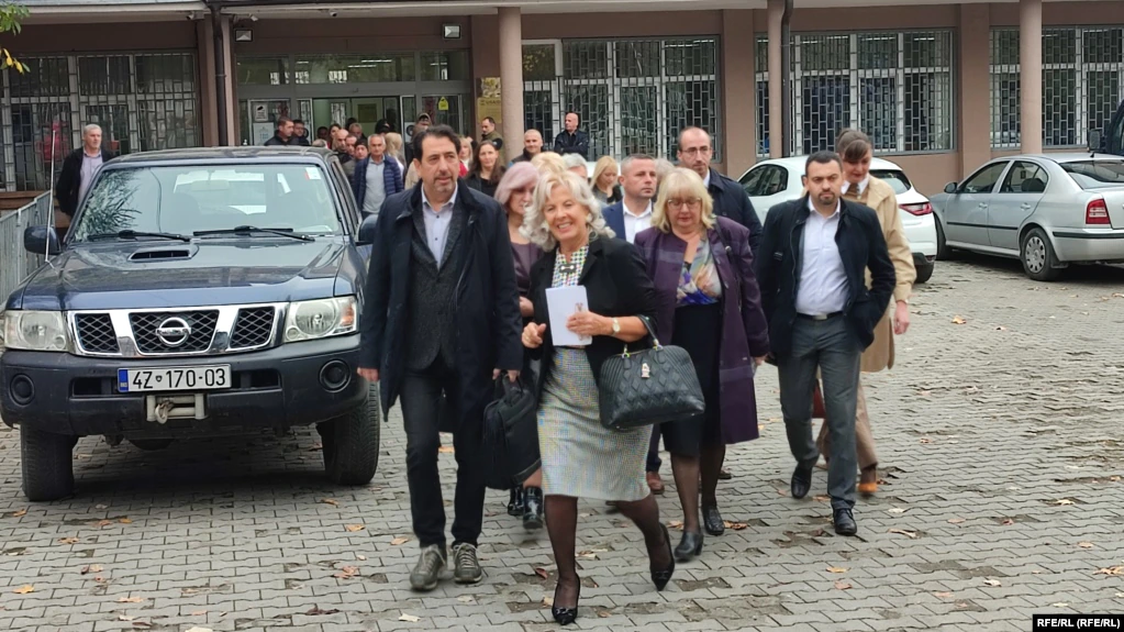 Largimi i serbëve bllokon sistemin e drejtësisë në veri