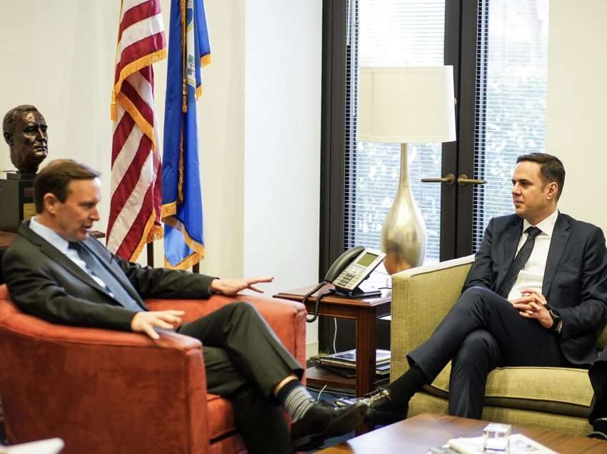 Kryetari i LDK-së vazhdon takimet në SHBA, ja çka bisedoi me senatorin Murphy