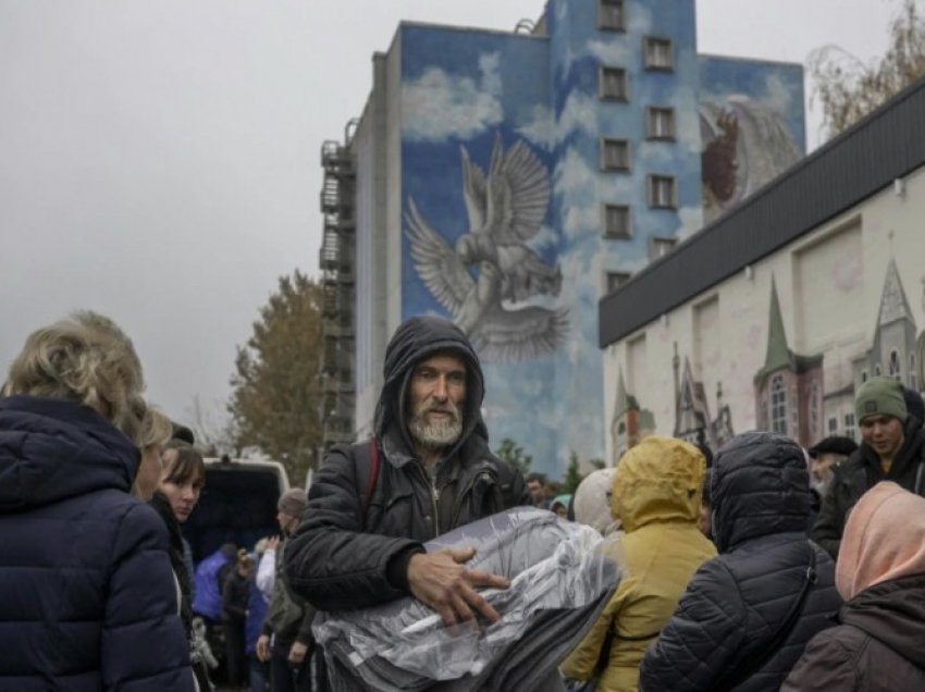 Ukraina: Civilët duhet të largohen këtë dimër nga zonat e çliruara