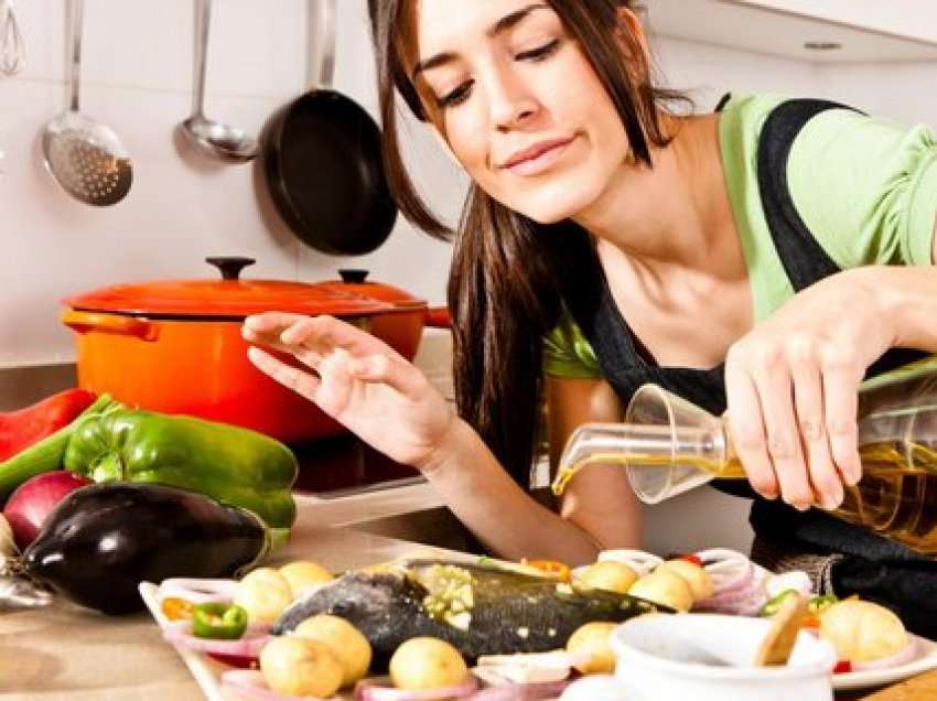 Ushqimet më të shëndetshme që duhet të hanë gratë, për të gëzuar shëndet të plotë