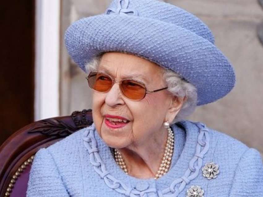 Çka nuk dinim për Mbretëreshën Elizabeth II? Si luftoi kancerin në vitin e fundit të jetës së saj