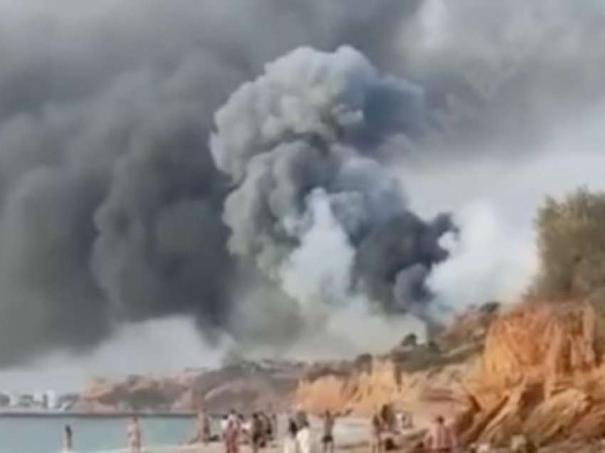 Shpërthen në flakë baza ajrore ruse në Krime
