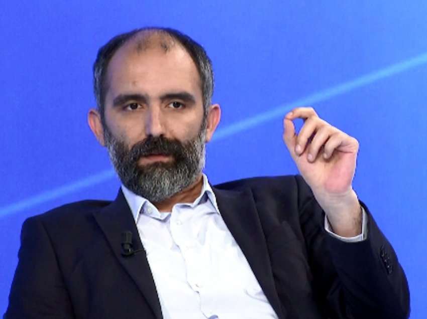 Habit deputeti i LVV-së: S’kemi njoftim zyrtar për dorëheqjen e Rifat Latifit