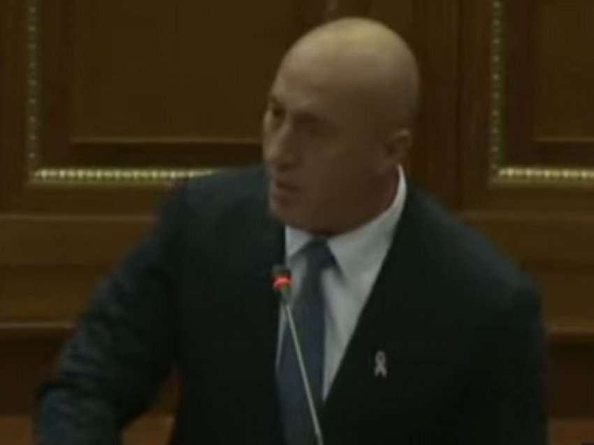 Haradinaj -Kurtit: Në vend që gazetarët të ndjekin nëpër traktora, kallëxo në Kuvend çka janë ato dok. franko-gjermane