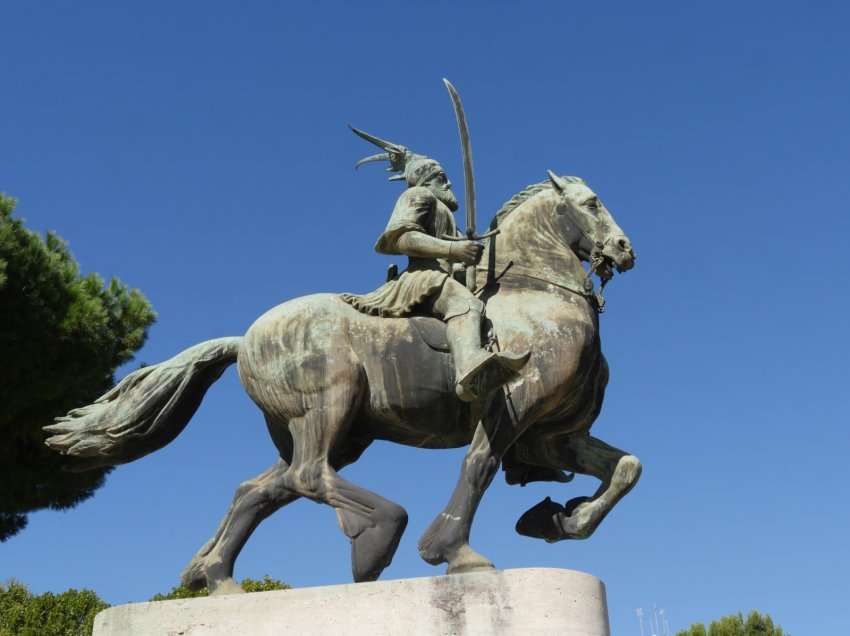 Monumenti i Skënderbeut në Romë