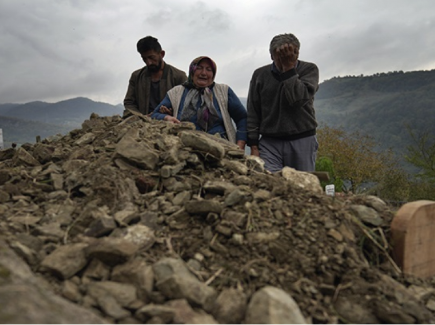 Tragjedia në minierë, Turqia vajton 41 viktimat
