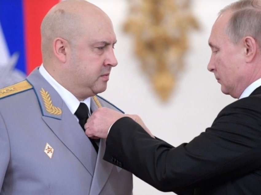 Komandanti i ri i forcave ruse thotë se situata në Ukrainë është “e tensionuar”