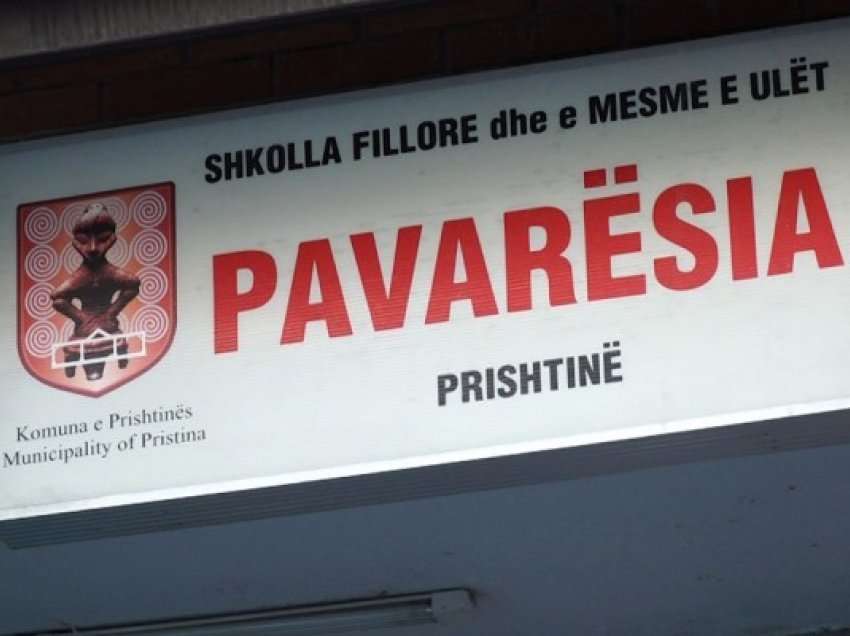 Tri vajza në shkollën “Pavarësia” në Prishtinë janë përfshirë në një zënkë
