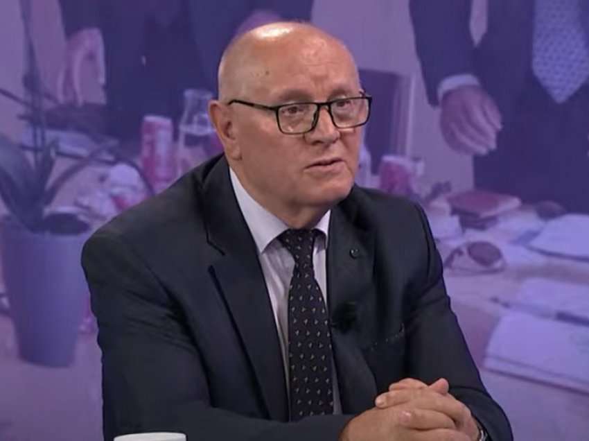 Ish-zëvendëskryeministri i Kosovës thotë se shtyrja e afatit për targat nuk është humbje e madhe