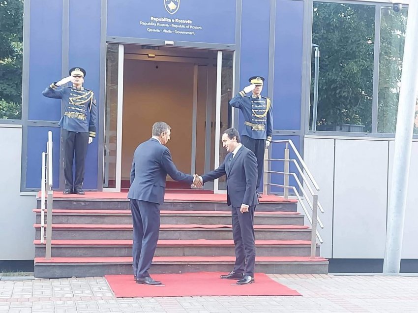 Kryeministri Kurti e pret në takim presidentin e Sllovenisë, Borut Pahor