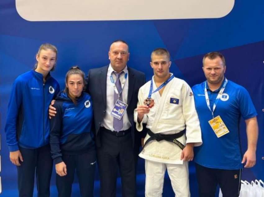 Dardan Cena shkëlqen, fiton medalje në Kampionatin Evropian