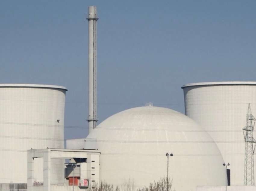 Gjermania synon t’i mbajë aktive dy centrale bërthamore edhe më 2023