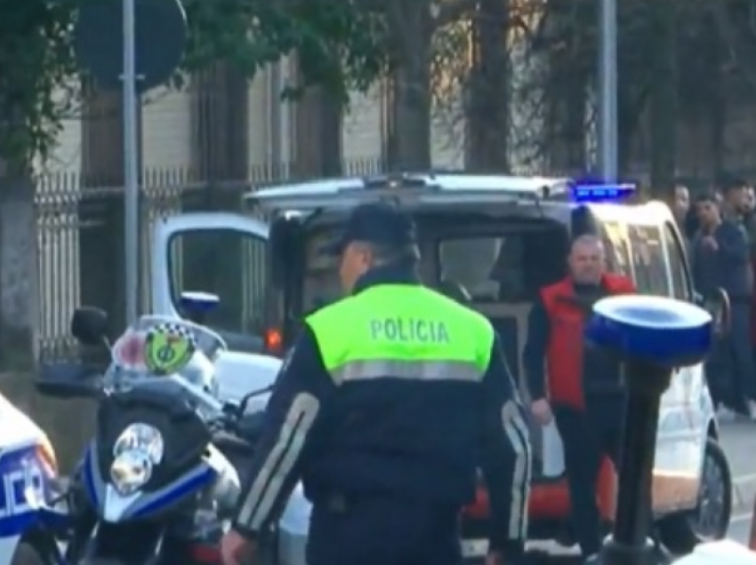 Autobusi përplas 39-vjeçarin në Tiranë, po lëvizte me biçikletë