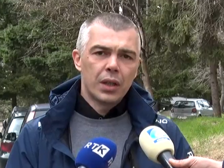 Djegia e veturave në Leposaviq, Jablanovic: Situata është e qetë por qytetarët po frikësohen