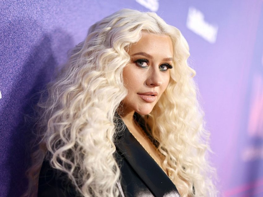 Christina Aguilera kujton humbjen e virgjërisë me siklet të madh 