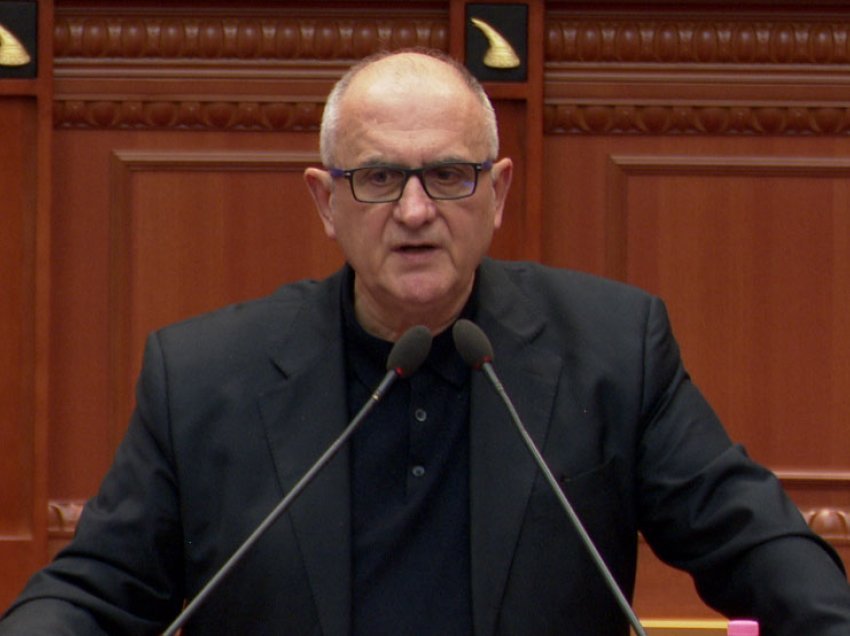 Pr/ligji për ndryshimin e taksave kombëtare, Vasili: Parlamenti është shpartalluar, pjesë e klientelizmit