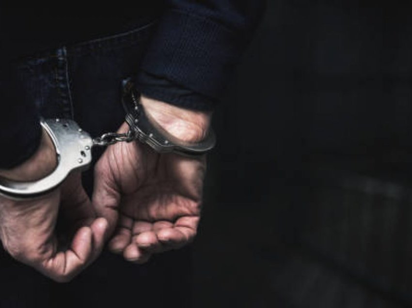 Arrestohen tre persona në Gostivar, kapen me lëndë narkotike