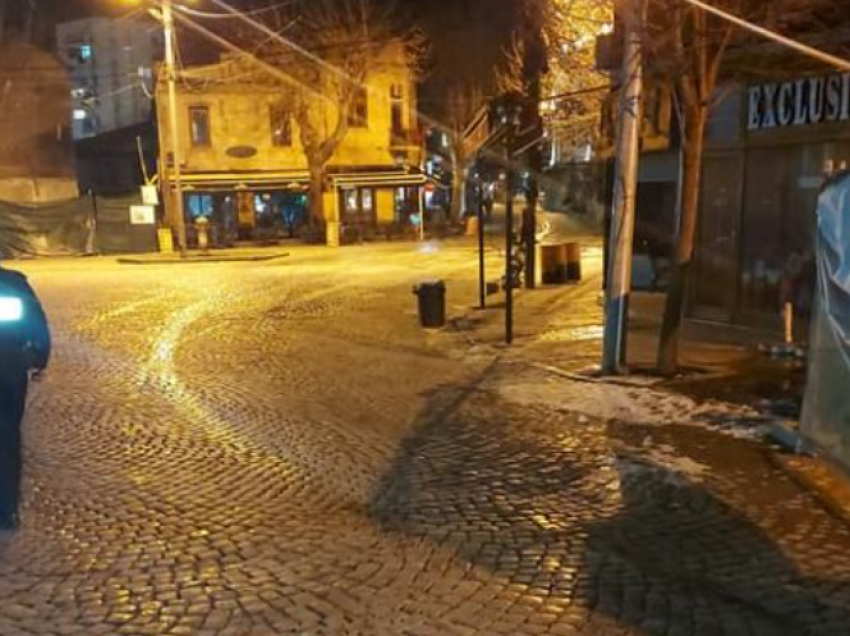 Plas sherri për borxh në Prizren: I dyshuari e bën për spital një 33-vjeçar dhe ‘zhduket’