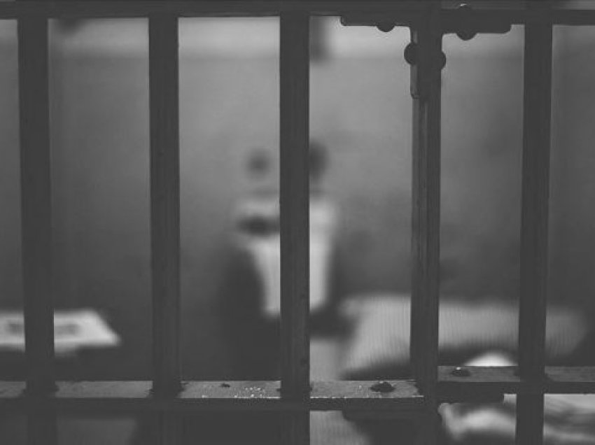 Gjendet marihuanë e kokainë në burgun e Dubravës