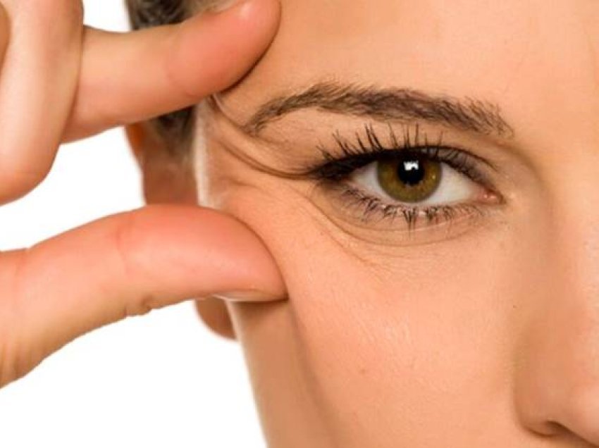 Ekspertët tregojnë se çka ndikon që të shfaqen rrudhat në fytyrë