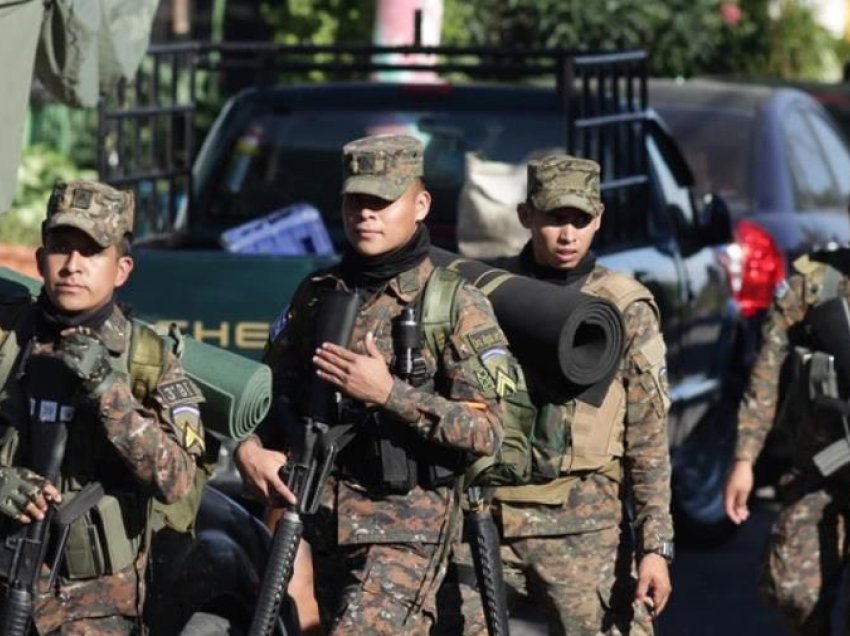 El Salvadori nis luftën kundër bandave, mijëra ushtarë në rrugë