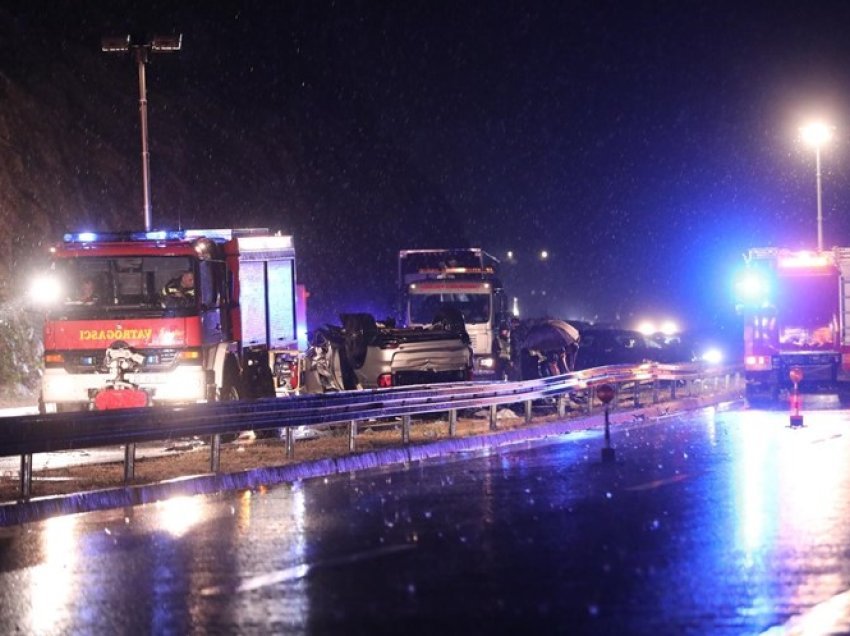 Aksident i rëndë mes dy veturave në Kroaci, tre të vdekur dhe dy të lënduar