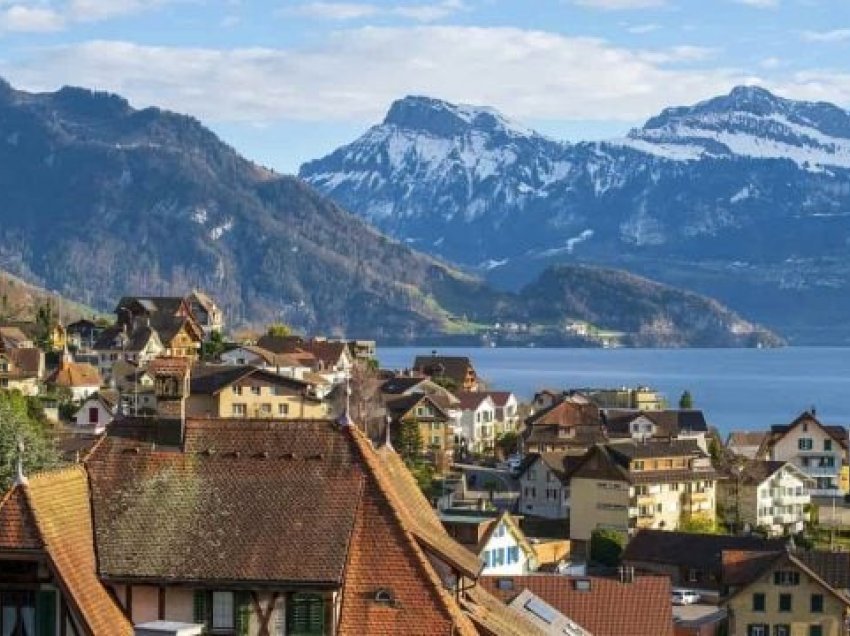 6 punë të çuditshme që mund të bëni në Zvicër