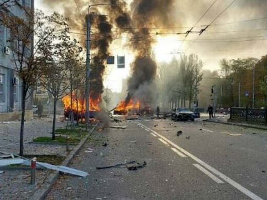 Alarm në Kiev, katër shpërthime të fuqishme dëgjohen në të gjithë kryeqytetin