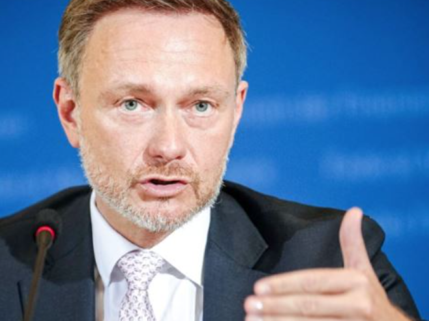Ministri gjerman në Kiev: Ukraina duhet ta fitojë luftën, mbështes dërgimin e raketave Taurus