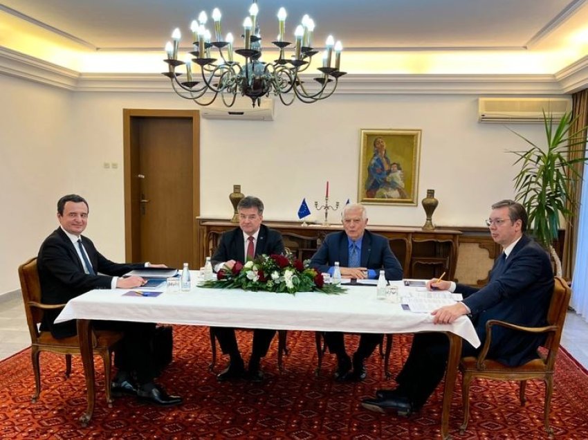 Pyetje për z. Borrell dhe z. Lajçak: Kush krijon precedent për secesion, pavarësia e Kosovës apo ndarja e saj?!