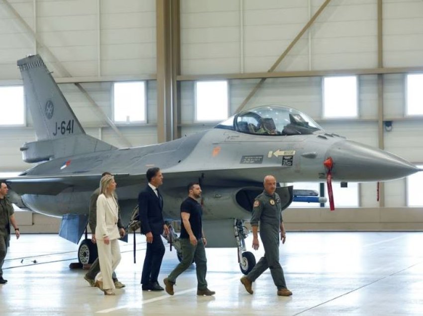 Holanda dhe Danimarka i premtojnë Ukrainës avionë luftarakë F-16