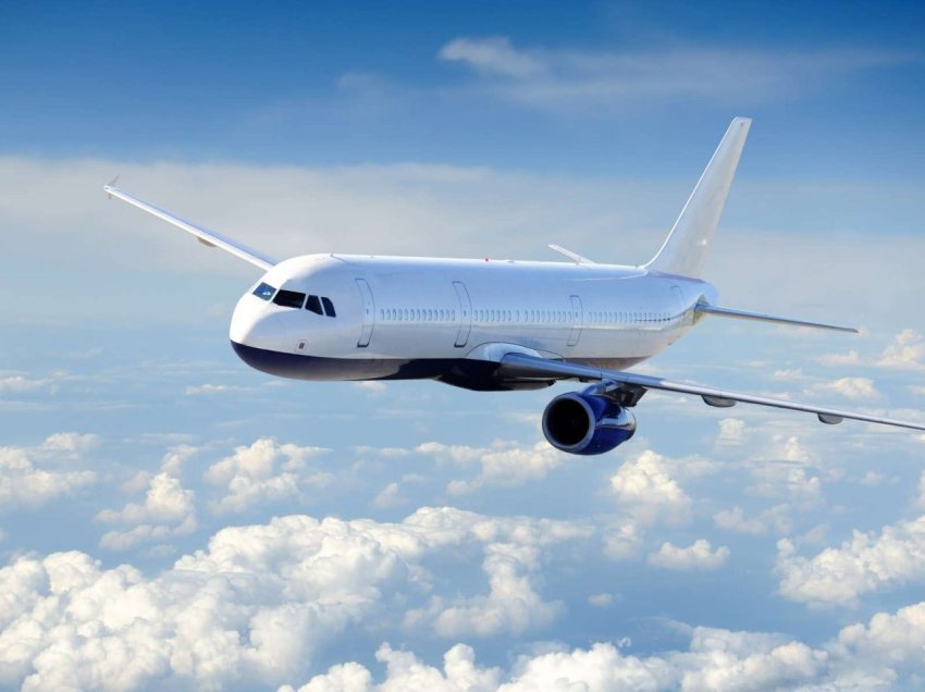 Aeroplani i nisur për Gjenevë detyrohet të kthehet në Prishtinë
