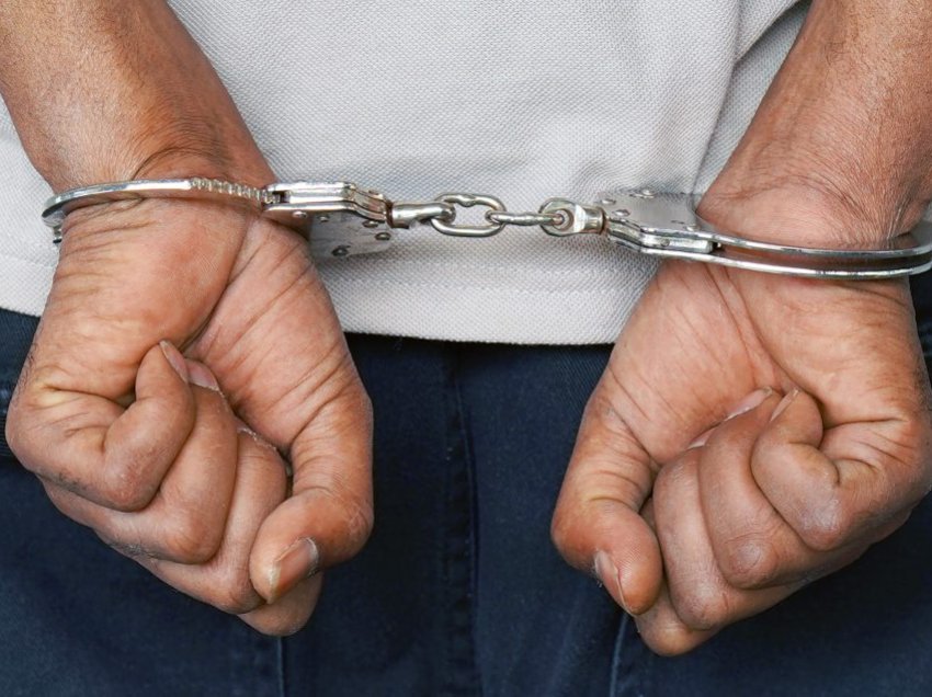 Lejuan hedhjen e interteve në Butrint, 2 të arrestuar në Sarandë