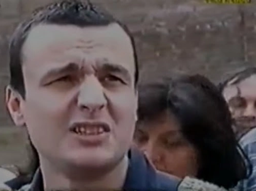 Mediat e afërta me Vuçiqin në Serbi akuzojnë Koshtunicën për lirimin e Kurtit nga burgu në vitin 2001