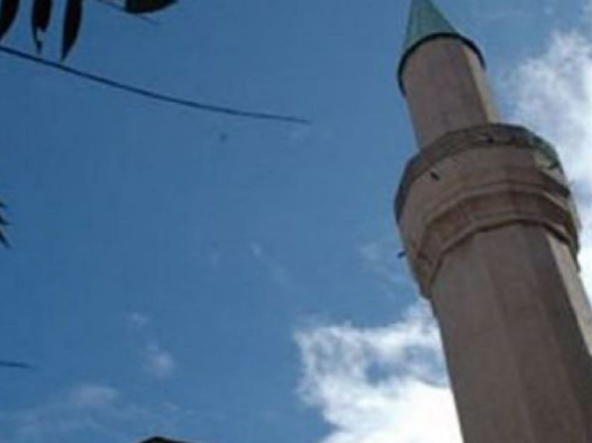 Vjedhje e rëndë në një xhami në Gjilan, hajnat marrin pajisje elektronike