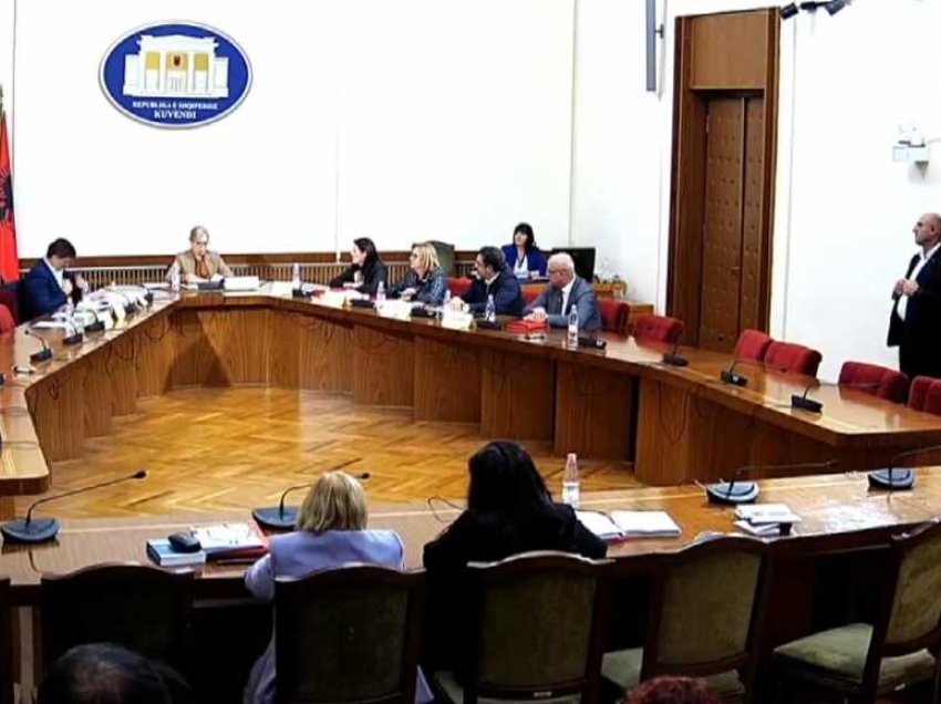 Këshilli i Mandateve voton me 6 vota pro heqjes së imunitetit të Berishës