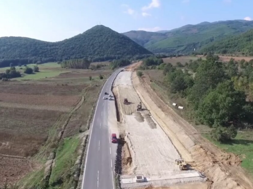 Kallëzim penal kundër dy personave që po ndërtojnë autostradën Kërçovë-Ohër, kanë dëmtuar kabllot elektrike