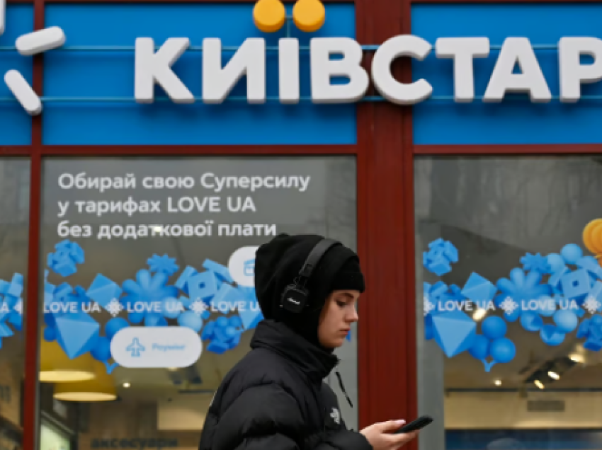 Operatori më i madh celular i Ukrainës rikthen shërbimet pas sulmit haker në shkallë të gjerë