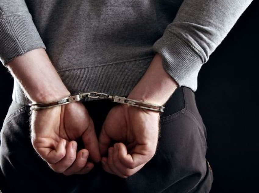 Akuzohet për përdhunimin e një 12-vjeçareje, arrestohet ‘rastësisht’ shqiptari në Greqi